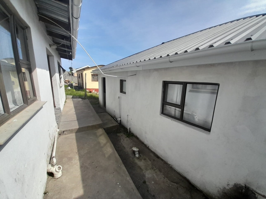 2 Bedroom Property for Sale in Mdantsane Nu 15 Eastern Cape